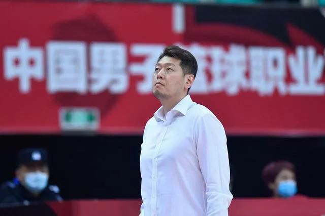 丝袜美腿国产